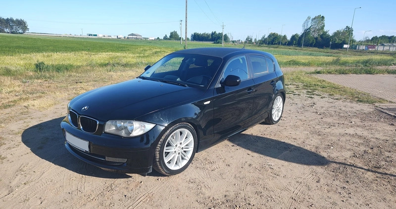 BMW Seria 1 cena 22900 przebieg: 210000, rok produkcji 2009 z Rawicz małe 172